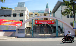 Hoãn bán khu đất “vàng” 2.312 tỉ ở Vũng Tàu vì chỉ một người muốn mua Hoãn bán khu đất “vàng” 2.312 tỉ ở Vũng Tàu vì chỉ một người muốn mua